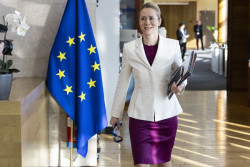 Bruselas pide liderar compras conjuntas de armamento para toda la UE y a&iacute;sla a EEUU del plan de pr&eacute;stamos militares