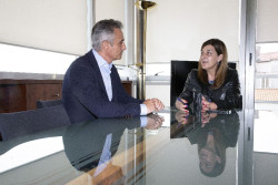 Buruaga reconoce la contribución de las empresas centenarias como "gran motor" del desarrollo de Cantabria