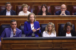 Calvi&ntilde;o descubre que  Podemos tiene dos mensajes distintos uno en el Consejo de Ministros y otro falso para consumo de sus bases sobre el gasto en defensa
