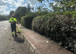 Camargo refuerza el mantenimiento de su casco urbano con una veintena de trabajadores