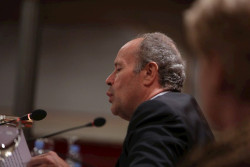 Campo admite que hay debate jur&iacute;dico sobre como actuar ante un asintom&aacute;tico que rechace el confinamiento