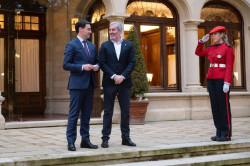 Canarias y Euskadi propondr&aacute;n en la Conferencia de Presidentes un "gran pacto" para dar respuesta al fen&oacute;meno migratorio