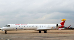 Cantabria avisa a Iberia: la cancelación de vuelos "perjudica" su imagen entre los cantabros y las relaciones con el Gobierno