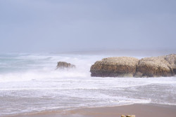 Cantabria est&aacute; este domingo en aviso por olas de hasta 5 metros