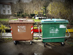 Cantabria implantará el contenedor marrón a partir de mayo y trasladará los residuos a Asturias hasta tener una planta