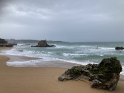 Cantabria para este jueves, 22 de agosto: poco nuboso, bajada de mínimas y subida de máximas