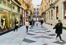 Cantabria podr&iacute;a perder m&aacute;s de 2.000 aut&oacute;nomos del comercio en la pr&oacute;xima d&eacute;cada, alerta UPTA