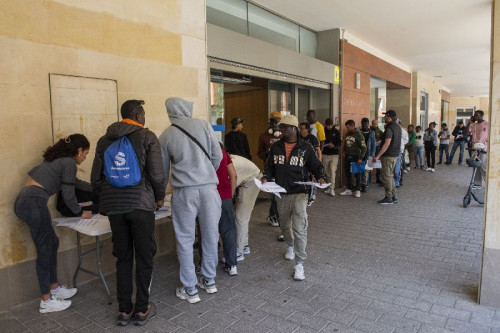 Cantabria registra 8.767 solicitudes en el proceso de regularizaci&oacute;n extraordinario de migrantes