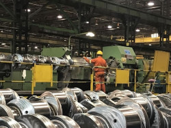 Cantabria, segunda comunidad donde más cae la producción industrial en junio, con un 9,2%