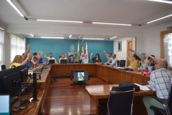 Caramés asegura que no ha habido "ningún caos" en los accesos a las playas pese a la afluencia "masiva"