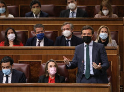 Casado acusa a S&aacute;nchez de no hacer "nada" cuando siguen los homenajes a etarras y el "blanqueamiento" de ETA