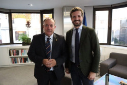 Casado apoya  la caza y la pesca como "motor del mundo rural" 