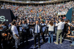 Casado  intenta activar al PP sorteando la pugna con Ayuso