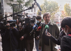 Casado si es patriota y dem&oacute;crata deber&iacute;a dar aire a Ayuso y no intentar asfixiarla