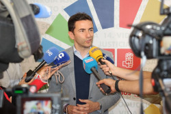 Casares, sobre Leire Díez: "La política está por encima de estos espectáculos"