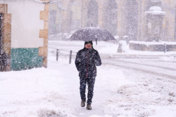 Casi toda Cantabria est&aacute; el d&iacute;a de Reyes en alerta por nieve y el litoral por oleaje