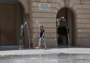 Casi toda Espa&ntilde;a estar&aacute; hoy en aviso por calor, con Cantabria y Pa&iacute;s Vasco en nivel rojo