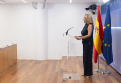 CC recalca que el Gobierno prometi&oacute; asumir la atenci&oacute;n a menas y duda que el traspaso a Catalu&ntilde;a sea constitucional