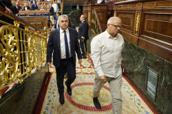 Cerd&aacute;n dimite como secretario de Organizaci&oacute;n del PSOE y deja el acta de diputado tras el informe de la UCO