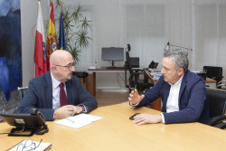 Cesar Pascual mejorará los  centros de salud `Miera` y el consultorio de Pámanes