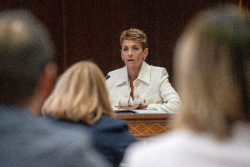 Chivite pidi&oacute; a Santos Cerd&aacute;n que le acompa&ntilde;ara a algunas reuniones en ministerios, pero niega hablar sobre Belate