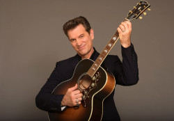 Chris Isaak arranca su gira europea este jueves en Madrid y el sábado llega al Festival BBK Music Legends de Bilbao
