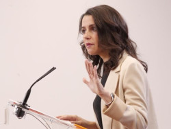 Ciudadanos: Entre bandder&iacute;as y bloques, por Manuel Olmeda Carrasco