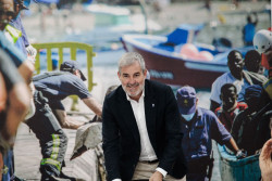 Clavijo conf&iacute;a que en verano se pueda comenzar con el reparto de menores migrantes a pesar del rechazo de algunas CCAA