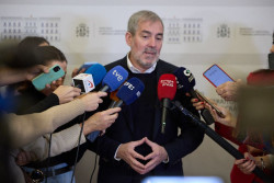 Clavijo, `denuncia  que la UE dot&oacute; 562 millones para inmigraci&oacute;n y a Canarias llegaron 50