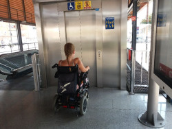 COCEMFE lanza su programa de vacaciones para 1.800 personas con nuevos destinos como Gij&oacute;n, Mallorca o Sevilla