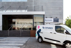 Cofares distribuye entre las farmacias los primeros test r&aacute;pidos de anticuerpos