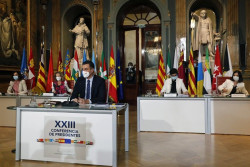  Comienza la reuni&oacute;n de S&aacute;nchez con los presidentes auton&oacute;micos para no llegar a ning&uacute;n acuerdo