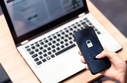 Condenan a Unicaja a reembolsar 5.000 euros sustraídos a una clienta por `phishing`