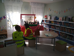 Contin&uacute;a la actividad de los &ldquo;Viernes de Cuento&rdquo; en la biblioteca de Sar&oacute;n