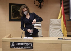 Cospedal la del finiquito diferido de Barcena dice que miente 