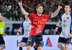 (Crónica) Los `Hispanos` superan también a Letonia en el camino al Europeo