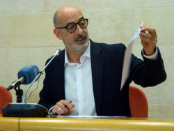 Cs ve un "escándalo" que Revilla y Quiñones conociesen "de antemano" la intervención policial en Obras Públicas