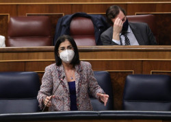 Darias  avanza que "est&aacute; m&aacute;s cerca" su retirada