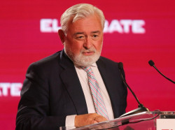 Dar&iacute;o Villanueva, Premio Francisco Umbral por `Morderse la lengua`