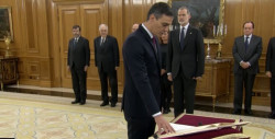 De camino a la III Rep&uacute;blica espa&ntilde;ola  Pedro S&aacute;nchez promete ante el Rey "guardar" y "hacer guardar" la Constituci&oacute;n espa&ntilde;ola