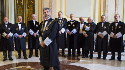 Decae el estado de alarma y comienza el Gobierno de los jueces