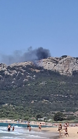 Declarado un nuevo incendio forestal en Tarifa donde trabajan medios a&eacute;reos y terrestres del Infoca