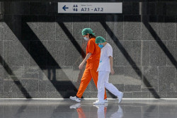 Desde Europa se  pide al Gobierno de Sanchez que refuerce la protecci&oacute;n al personal sanitario