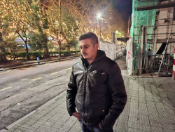 Desiste de saltar el hombre atrincherado en el tejado de CEOE: "El sistema judicial no me ha apoyado"