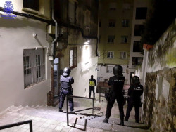 Desmantelan un `punto negro` de venta de coca&iacute;na en Santander con dos detenidos, uno de ellos menor