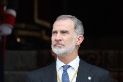 Despu&eacute;s de insultar Sanchez al presidente electo de Argentina manda al  Rey  este domingo a la toma de posesi&oacute;n de Milei sin ministros porque no quieren verlos en Argentina 