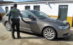 Detenido por usurpar la identidad de diez personas, una de Santander, para contratar pr&eacute;stamos