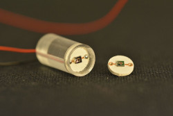 Dise&ntilde;an detectores de part&iacute;culas m&aacute;s resistentes a la radiaci&oacute;n para una nueva radioterapia avanzada