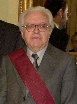 DON GREGORIO SALVADOR.Por Juan Goti Ordeñana  Catedrático emérito de la Universidad de Valladolid