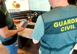 Dos detenidos por extorsionar a una persona con pegarle una paliza y quemar su casa y conseguir 1.200 euros